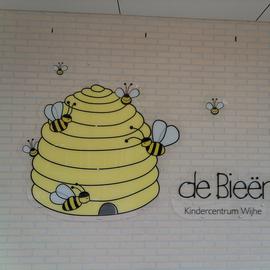 Logoborden bijen bijenkorf contour snijden